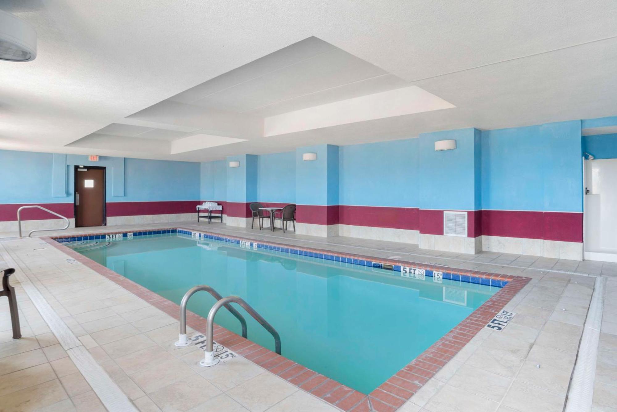 Best Western Plus Flowood Inn & Suites מראה חיצוני תמונה