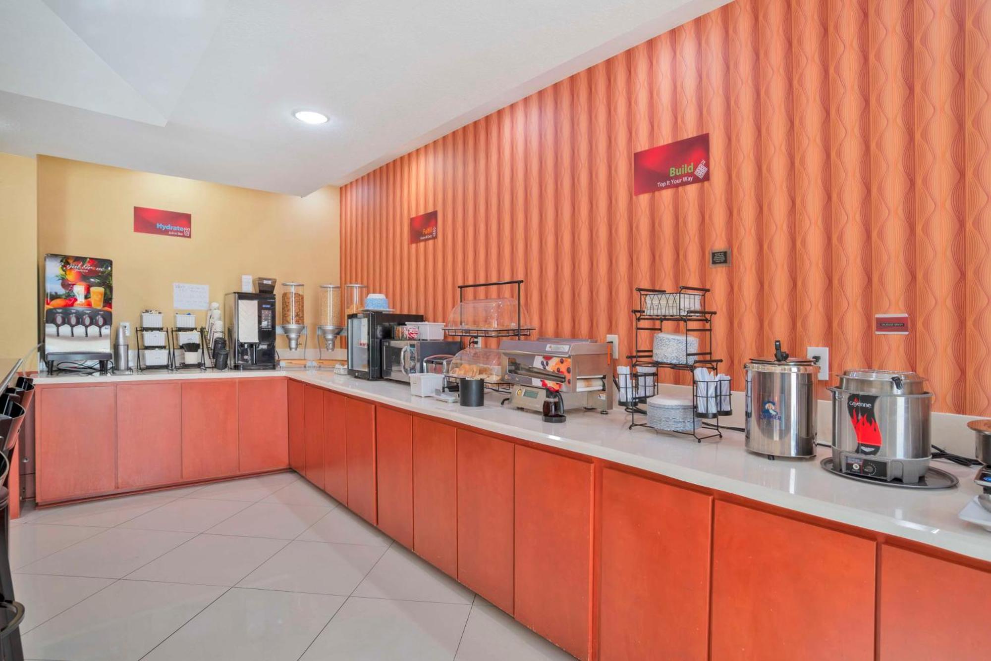 Best Western Plus Flowood Inn & Suites מראה חיצוני תמונה