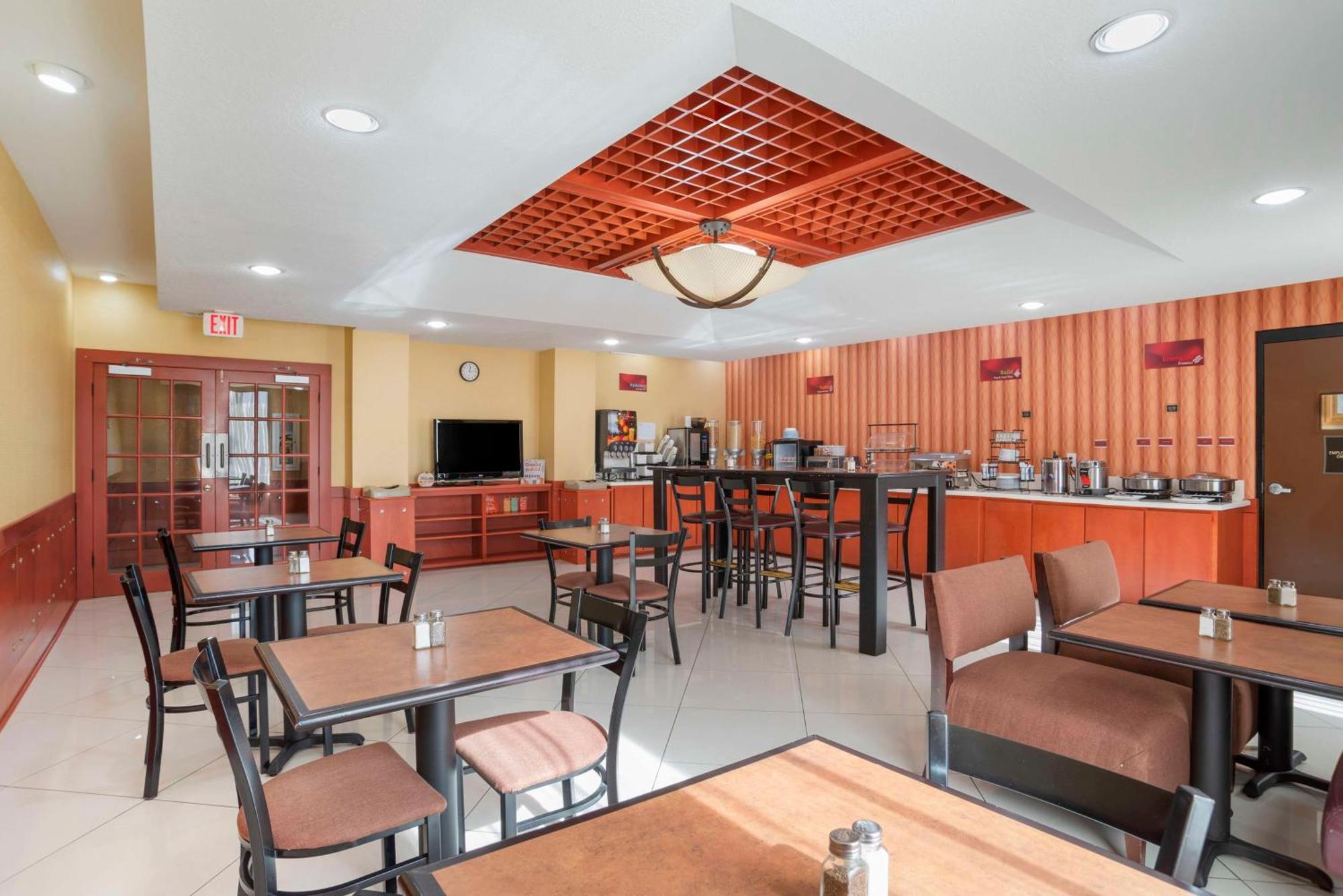 Best Western Plus Flowood Inn & Suites מראה חיצוני תמונה